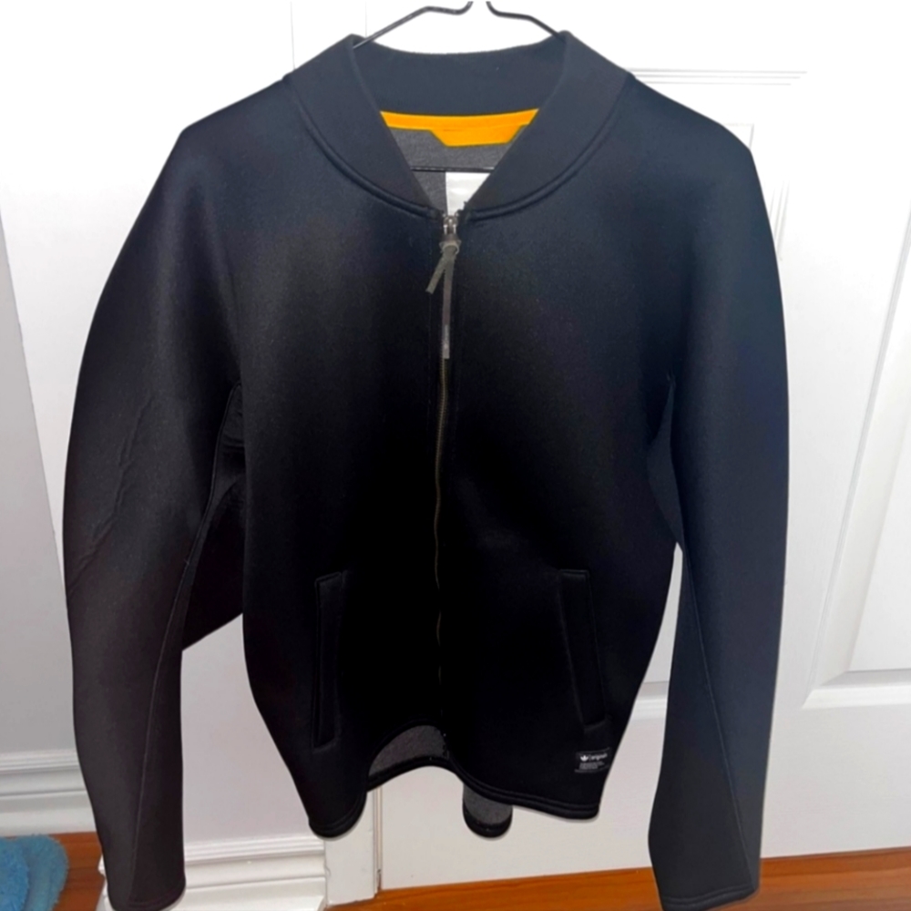 Unisex black Adidas jacket